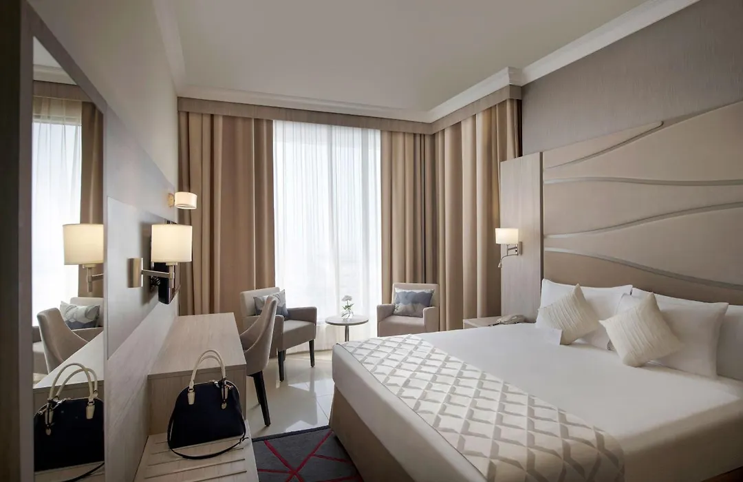 Two Seasons Hotel & Apartments-1